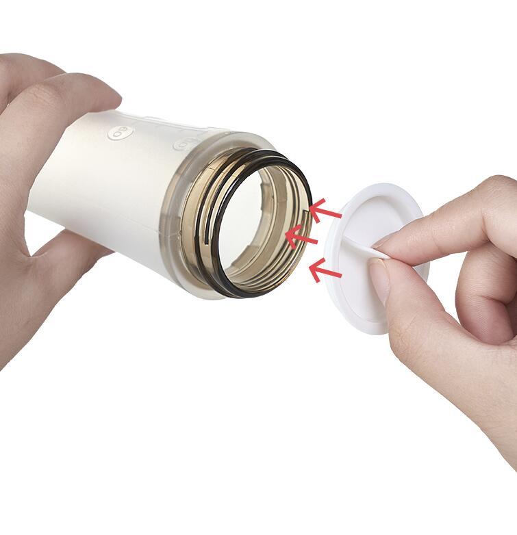 Silikoonist praktiline püreetuub-lusikas beebile