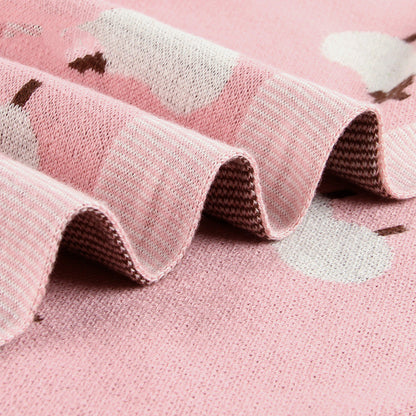 Beebi lambavillast tekk